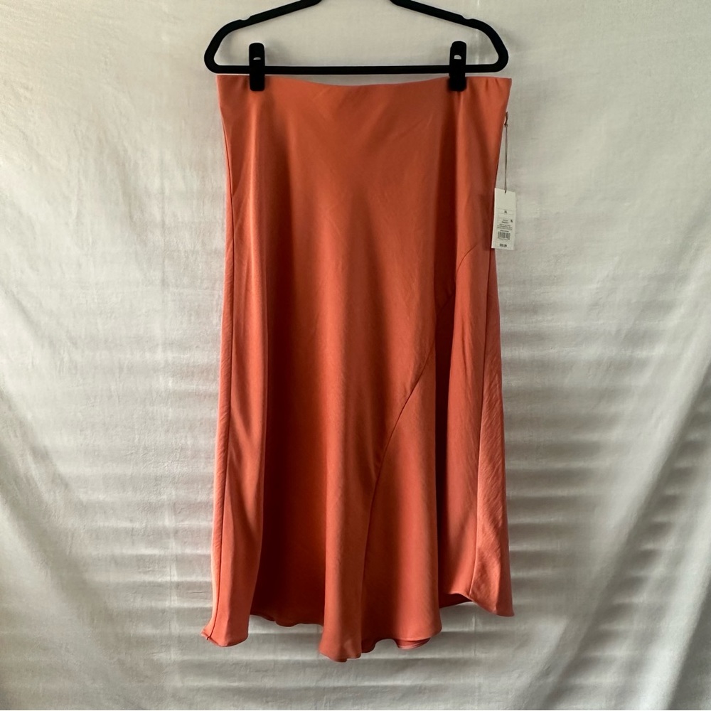 NWT A New Day Tulip Satin-Style Skirt